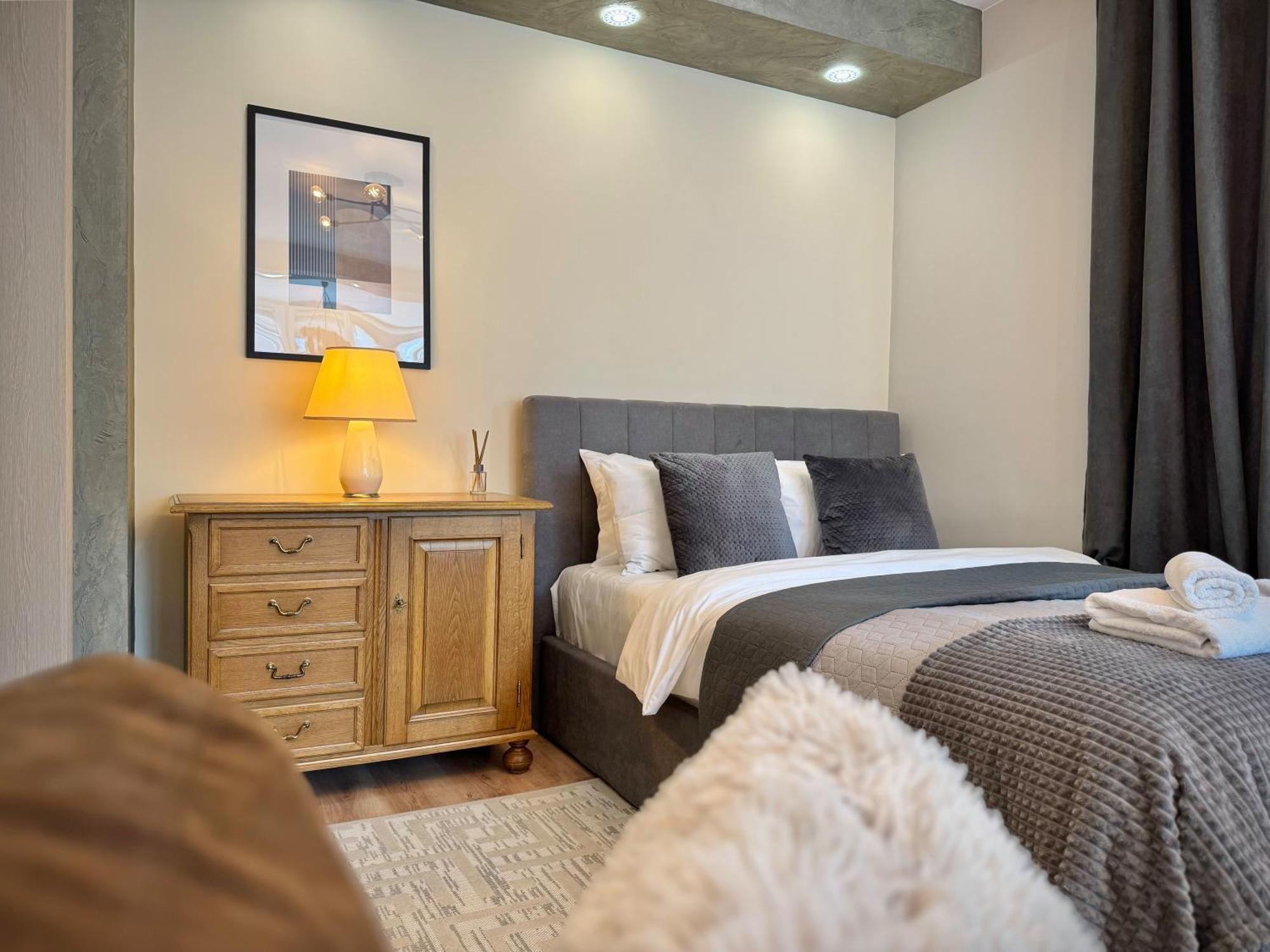 Top Centre 2Bed Apartment For 5 Guests 2 Minutes From High Street Płowdiw Zewnętrze zdjęcie