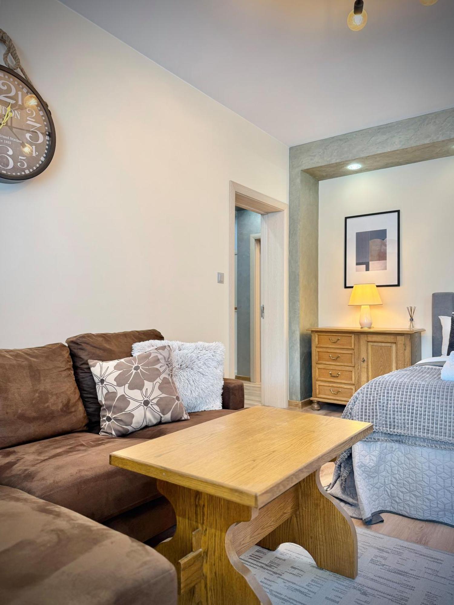 Top Centre 2Bed Apartment For 5 Guests 2 Minutes From High Street Płowdiw Zewnętrze zdjęcie